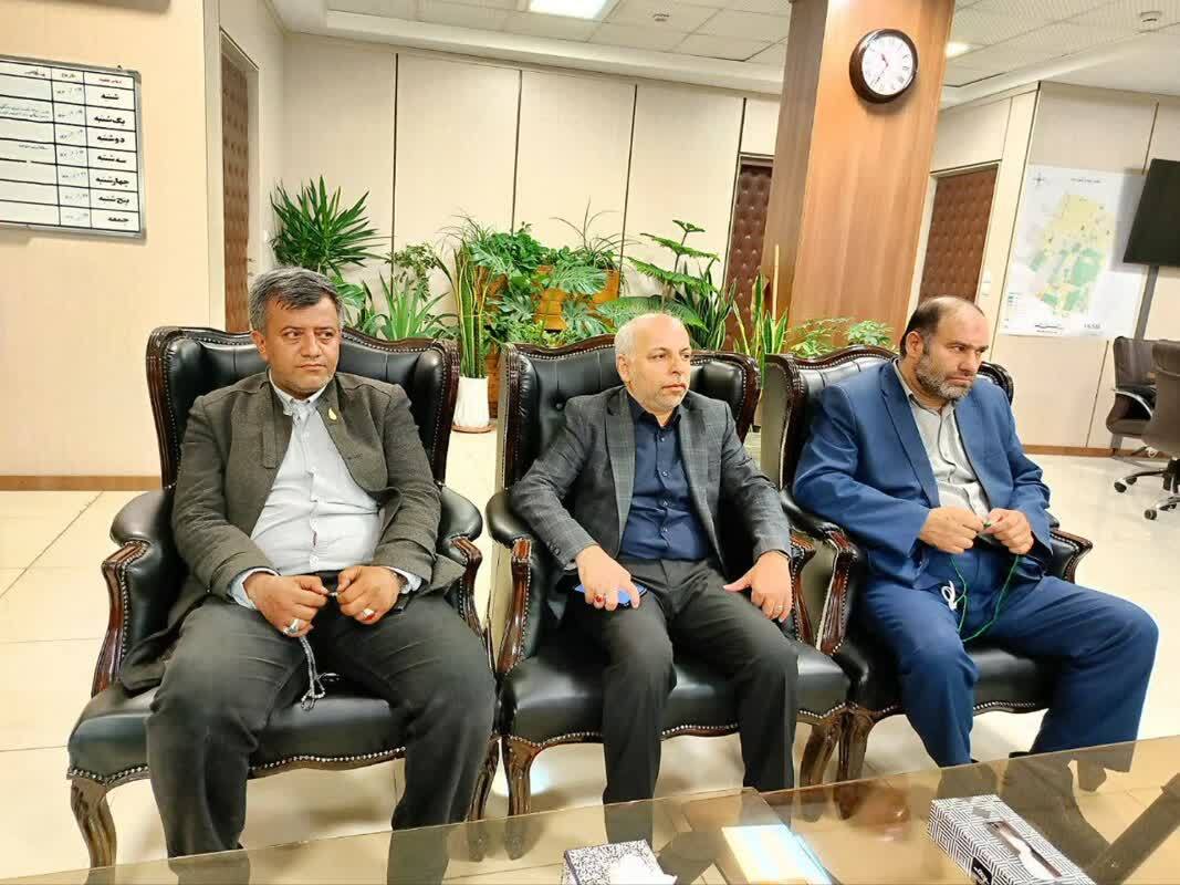 دانشگاه آزاد در مسیر حل علمیِ مسائلِ شهرستان ملارد دانشگاه آزاد در مسیر حل علمیِ مسائلِ شهرستان ملارد