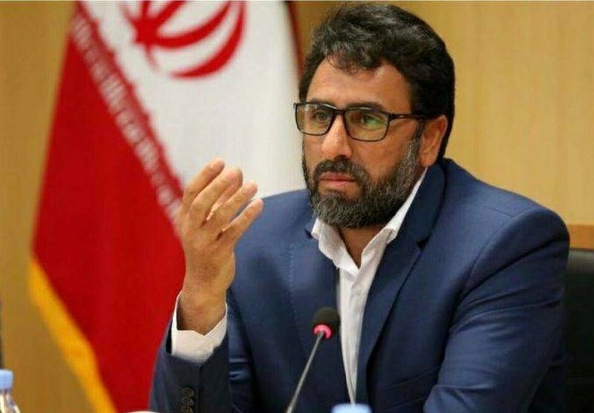 پاکسازی مصلی و معابر اطراف با بیش از هزار و ۱۰۰ نیروی انسانی