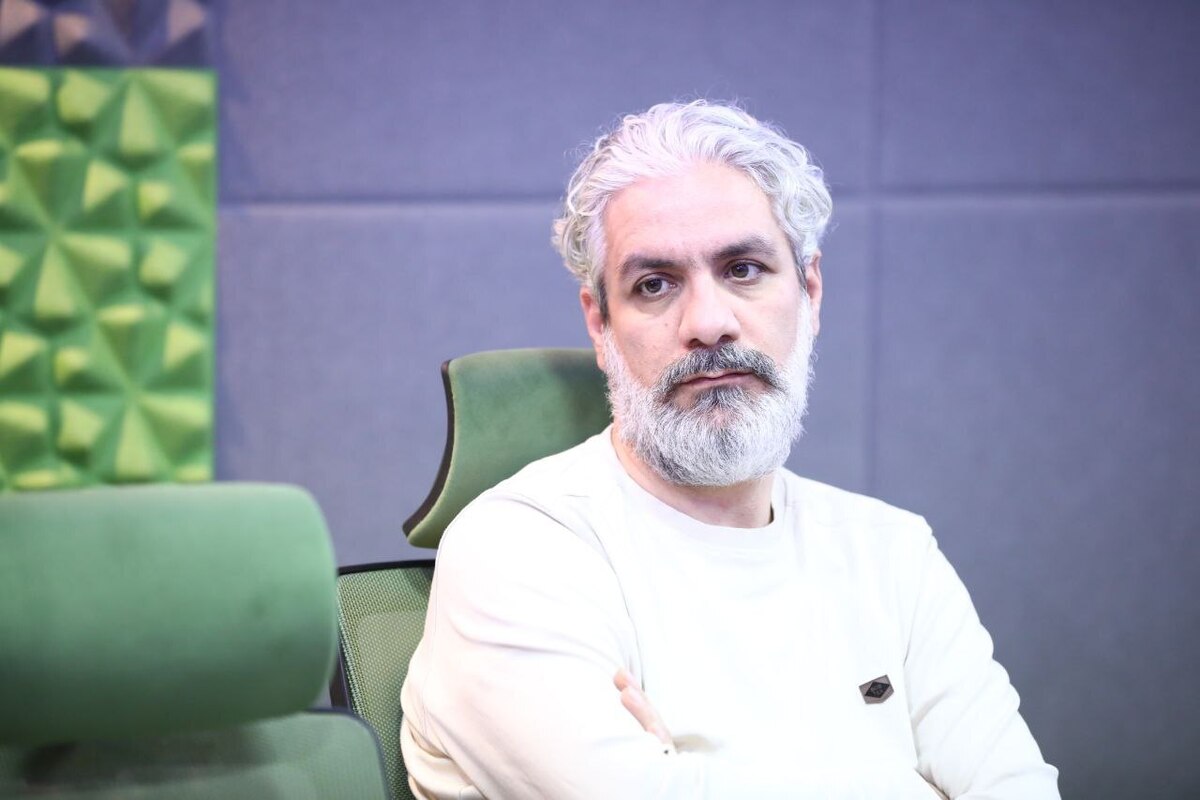 بنویسیم و خوانده نشویم، از پا درخواهیم آمد