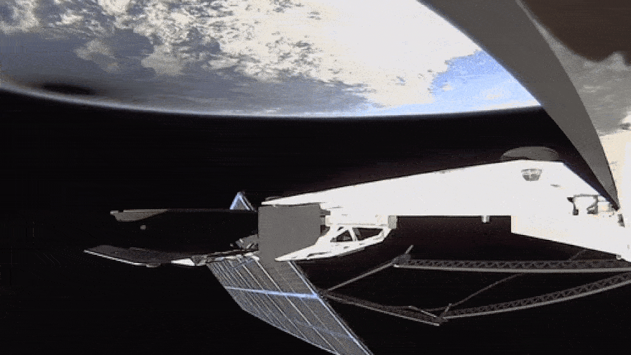 ظهور زبانه&zwnj; خورشیدی در طی کسوف