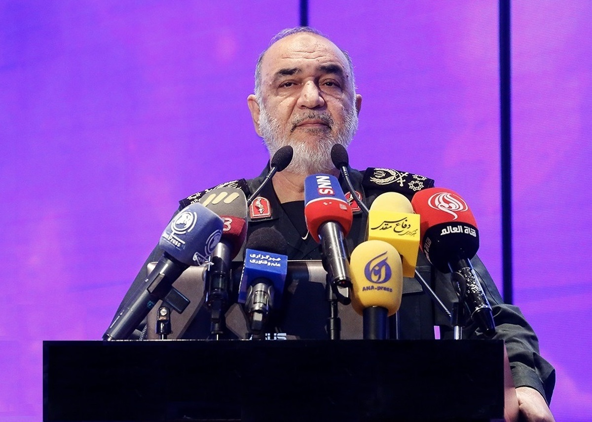 سرلشکر سلامی: رژیم صهیونیستی واکنش نشان دهد پاسخ سختتری دریافت خواهد کرد