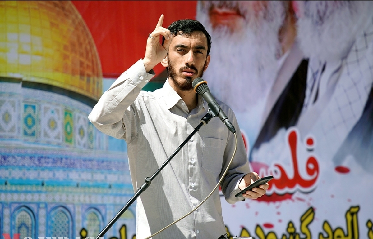 رجزخوانی عربی حاج مهدی رسولی علیه اسرائیل/ از هیچ حریفی نمیترسیم +فیلم
