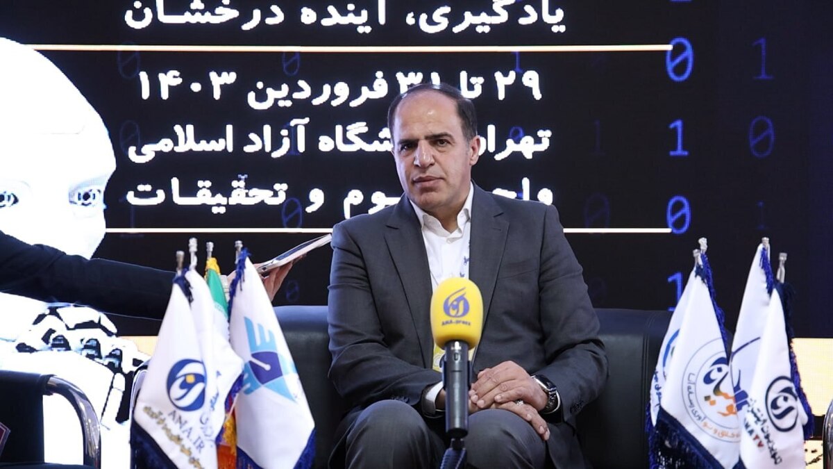 اهدای جایزه دکتر موسیخانی به ۳ نفر از برگزیدگان
