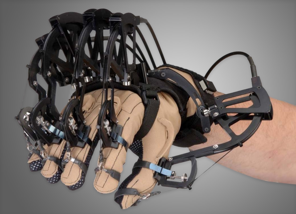 کاربردهای بالقوه بازخورد لمسی| انتقال حس مجازی به تجربهای واقعی کاربردهای بالقوه بازخورد لمسی| انتقال حس مجازی به تجربهای واقعی