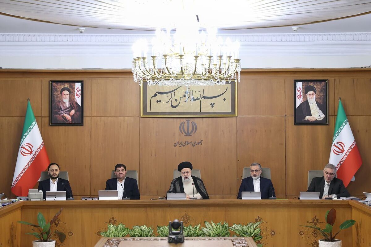 تأکید رئیسجمهور بر ضرورت استفاده از ظرفیت اساتید پیشکسوت