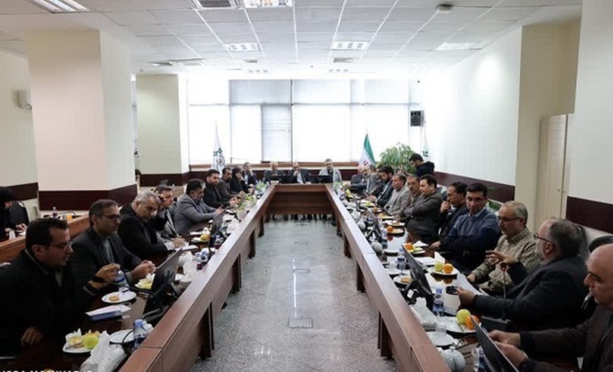 آمادگی دانشکدگان موضوعی دانشگاه آزاد مشهد برای شناسایی و حل معضلات شهری