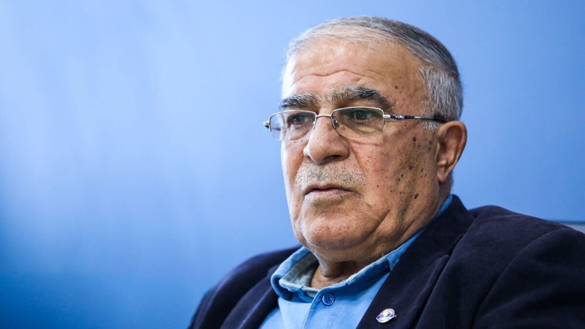روشن: به شهریاری گفته بودم استقلال صباباتری نیست او زود رفت که مریض نشود! +فیلم