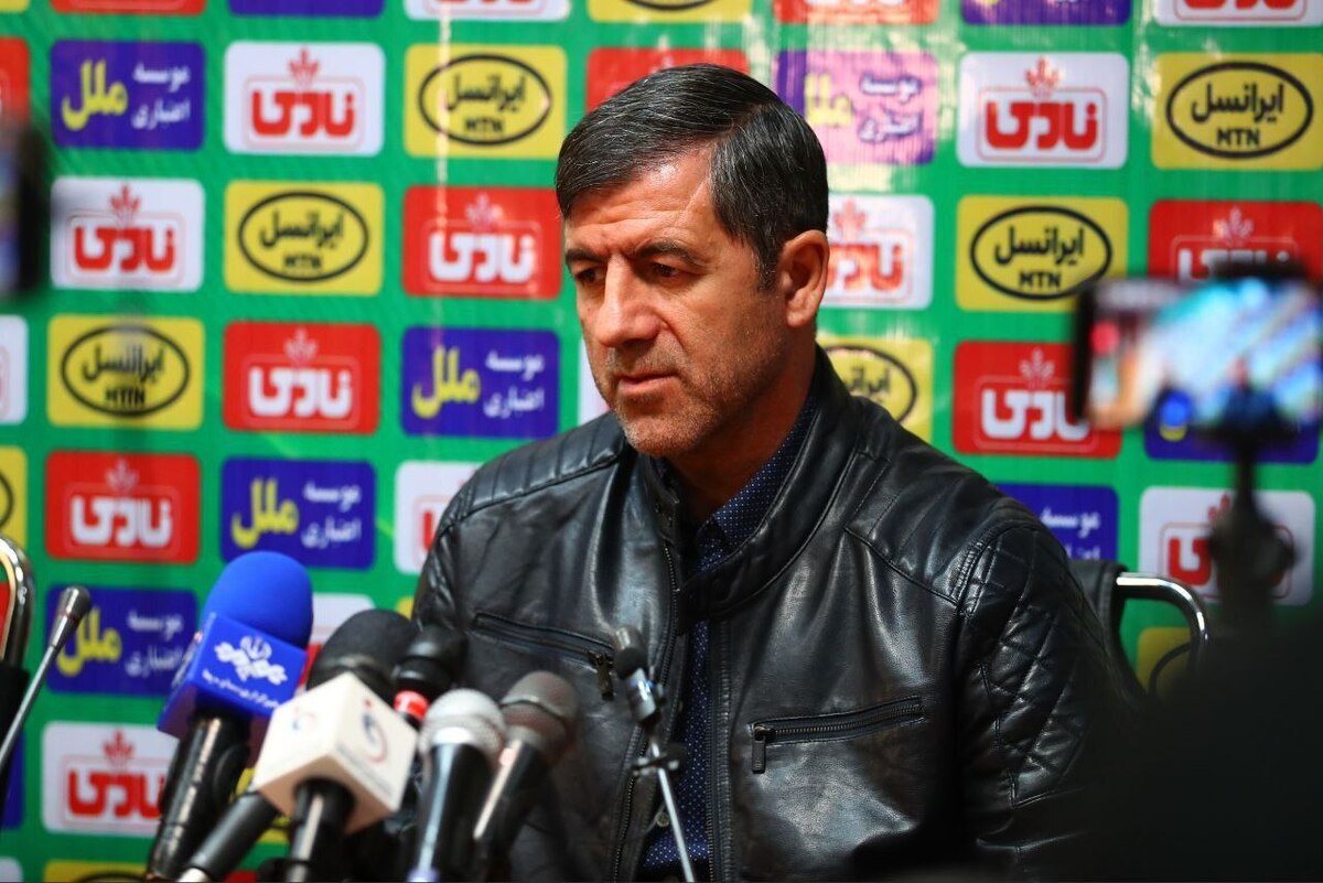 باقری:هوادار را جدی نگیریم تنبیه میشویم مربی ایرانی در این فضا نمیتواند در پرسپولیس کار کند