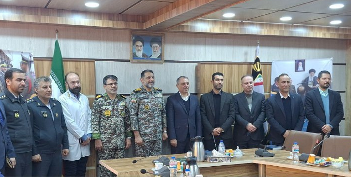 بهاریفر: آمادگی ارائه پوششهای موثر بیمه تکمیلی درمان برای کارکنان آجا را داریم