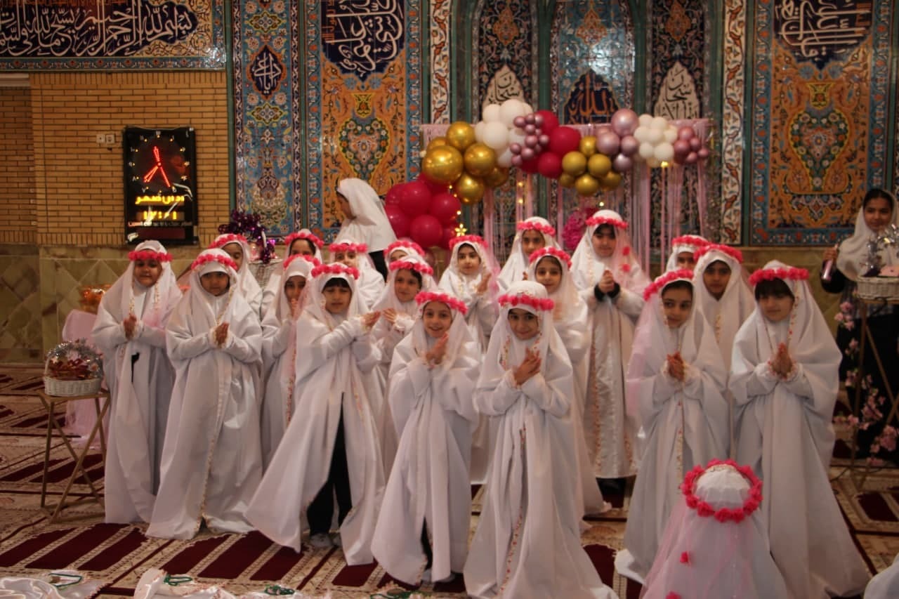 سربازان حضرت مهدی(عج) براساس احکام دینی والدینشان تربیت میشوند سربازان حضرت مهدی(عج) براساس احکام دینی والدینشان تربیت میشوند