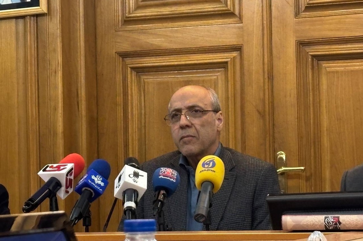 ۷۰ درصد سوخت در تهران به گاز و ذرات معلق تبدیل میشود/ ابهام در ورود دو رام قطار از چین