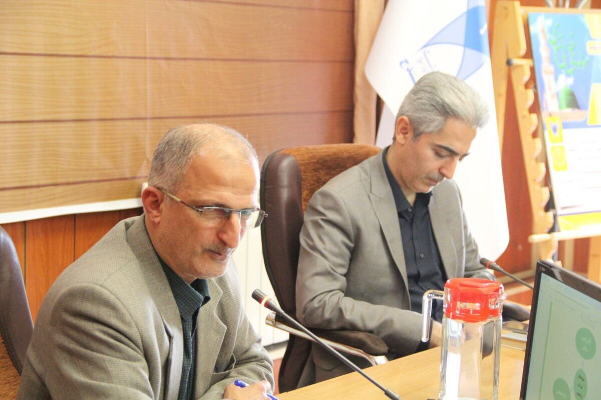 داوری: مقاومت محدود به نظامیگری نیست
