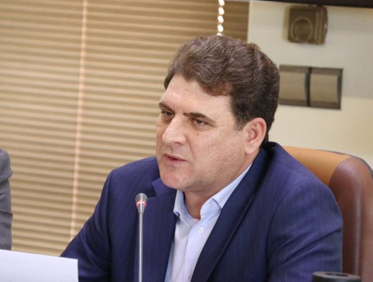 زینیوند: دولت با تمدید دوره شوراها به هفت سال مخالفت کرد برنامه وزارت کشور برای استفاده از نخبگان احزاب