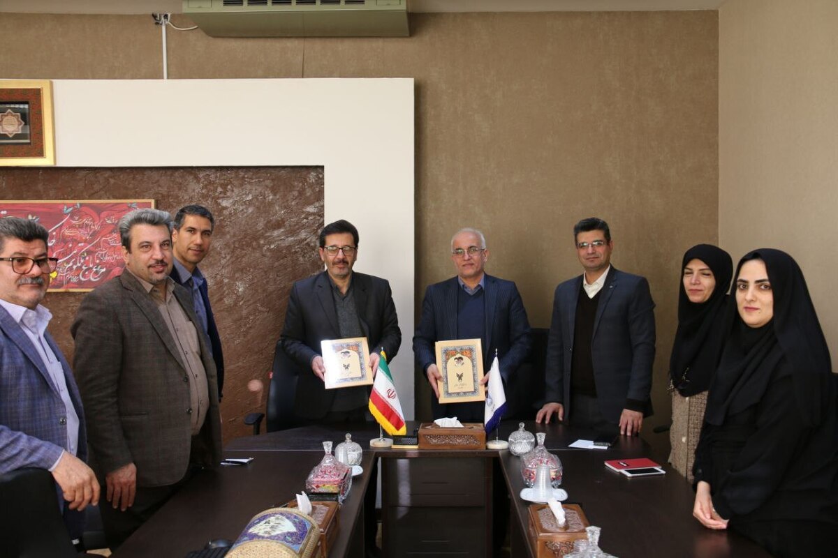 توسعه همکاری آموزشی و پژوهشی دانشگاه آزاد و ادارهکل انتقال خون یزد