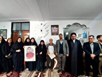 کریمی: جانفشانی شهدا در دفتر رشادتهای انقلاب ثبت شده است