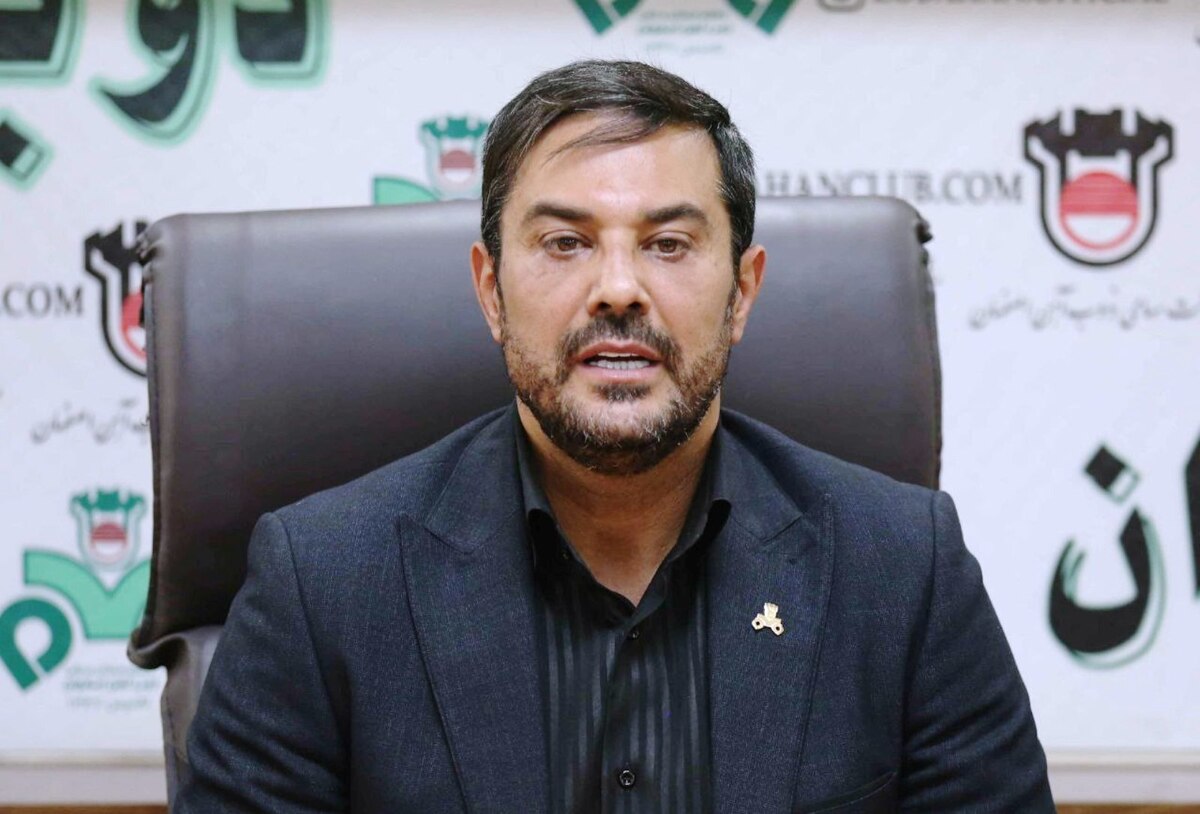 نکیسا: خودم هم بروم نمیگذارم ربیعی برود هزینه ۶۰ میلیاردی برای ورزشگاه فولادشهر شده نه زمین آن+فیلم