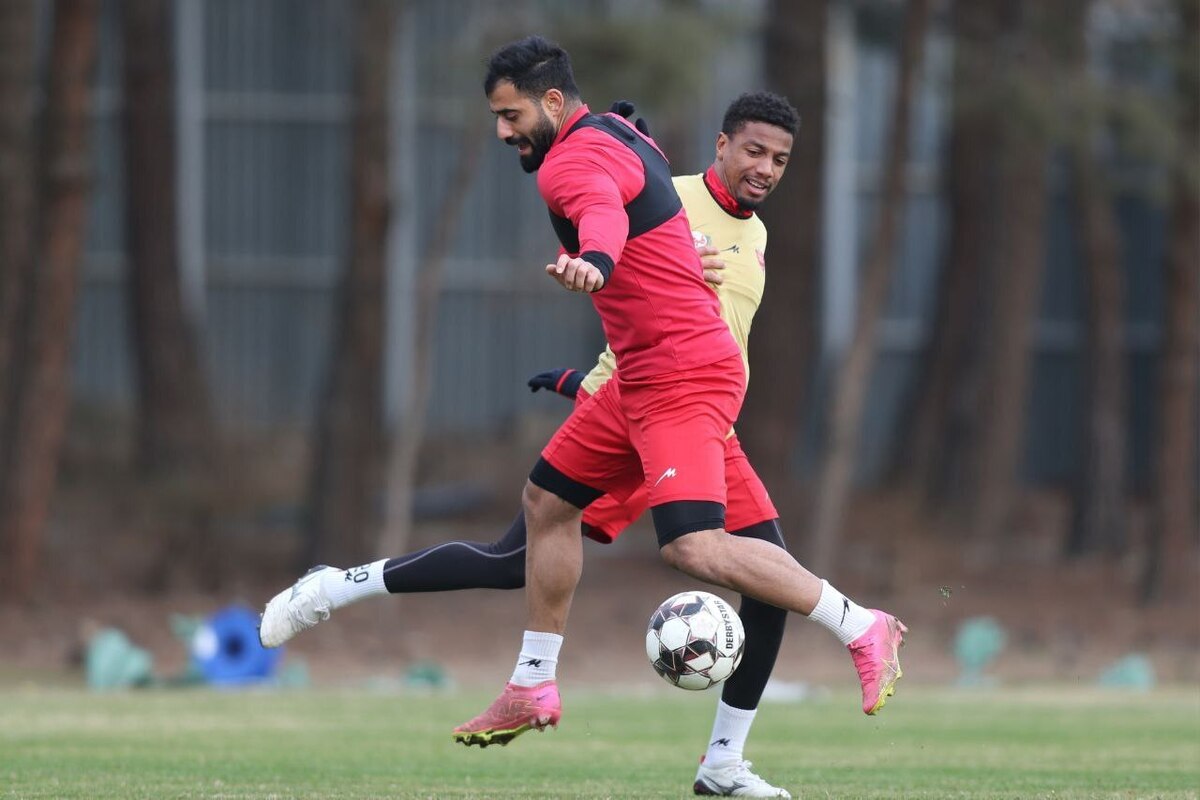 پرسپولیس و چادرملو به مصاف هم می روند