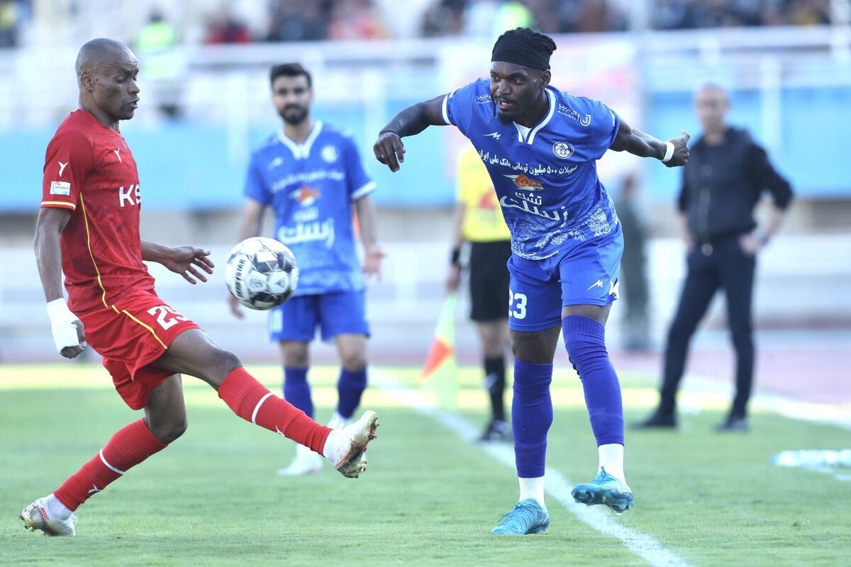 جدایی بیفوما قطعی شد  رقابت فولاد، پرسپولیس و استقلال برای جذب وینگر فرانسوی