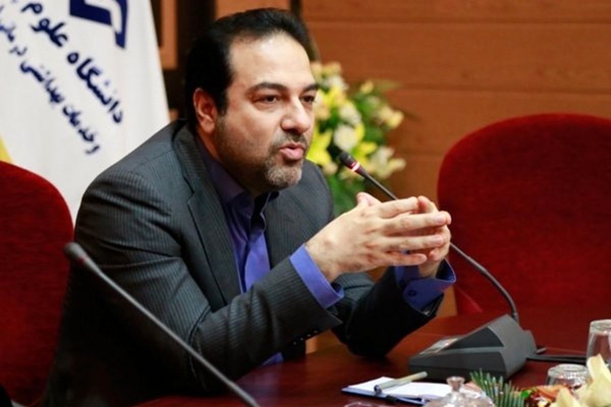 رئیسی: آنتیبیوتیک و مسکن را بیرویه مصرف میکنیم