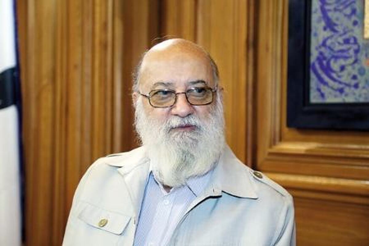 مدارس را تعطیل میکنیم اما با یک نمایشگاه پر ازدحام ترافیک را افزایش میدهیم