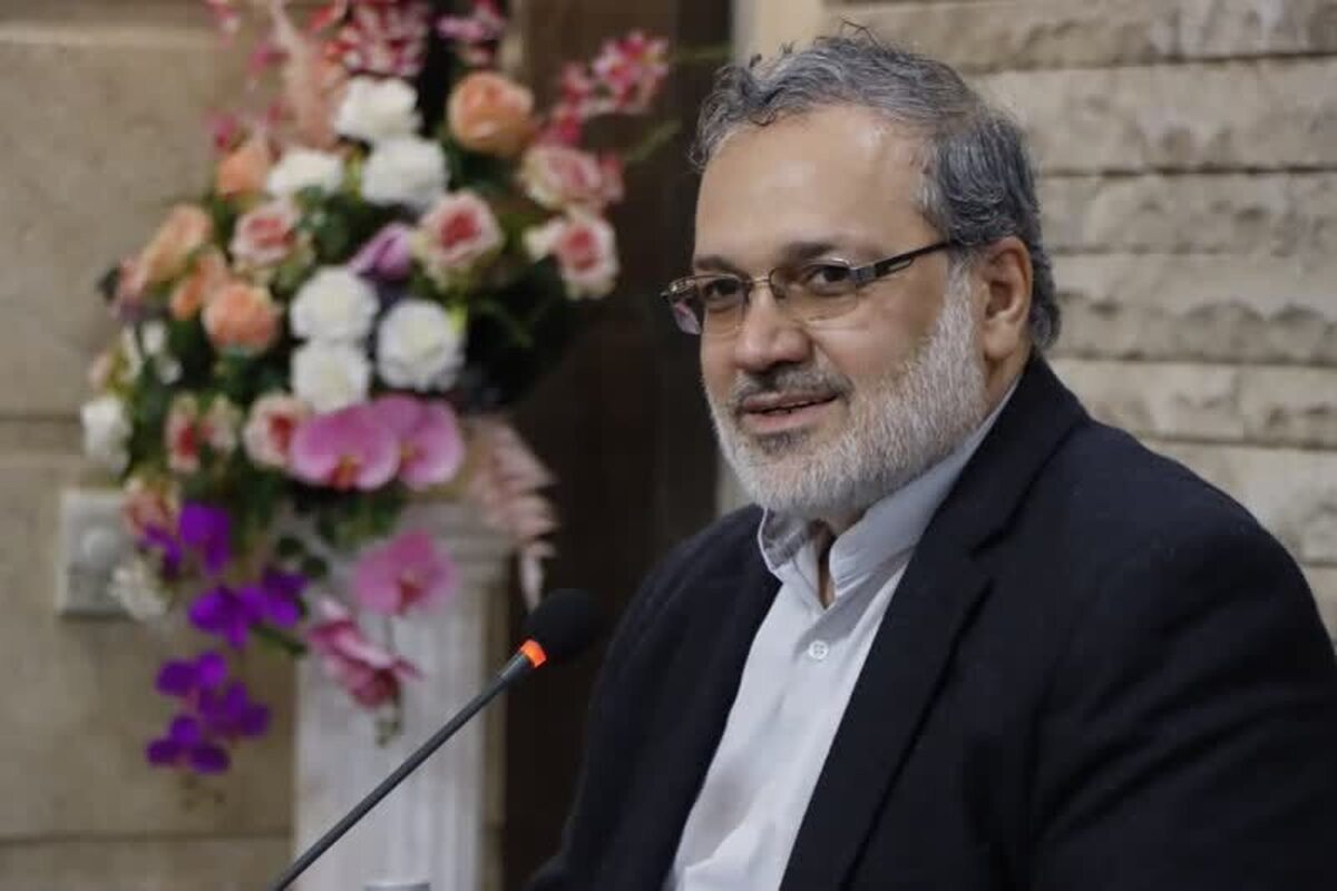 بهبود فرآیند تصمیمگیری و مدیریت با سامانههای ایجاد شده در دانشگاه آزاد