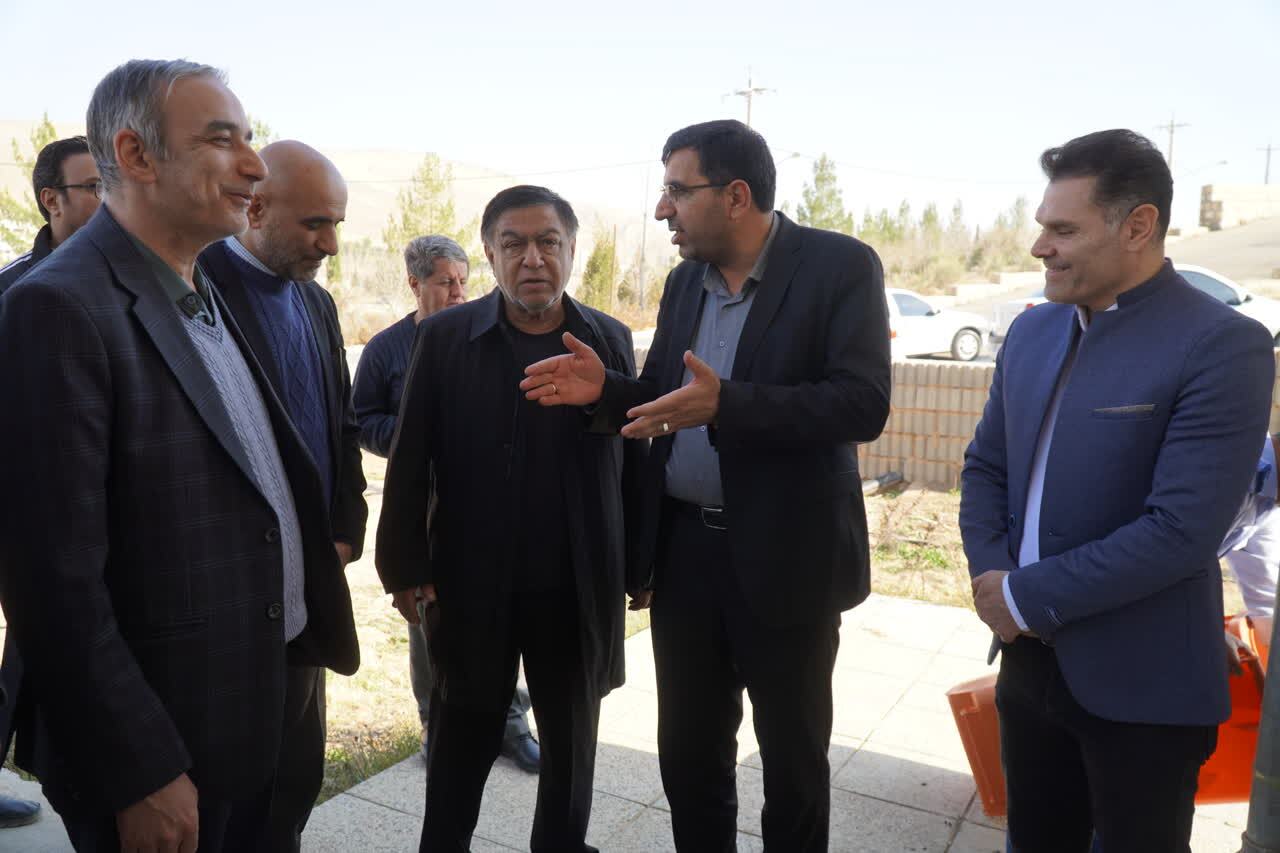 نامگذاری سالنهای ورزشی پردیس دانشگاه آزاد شیراز بهنام پیروانی و توانا نامگذاری سالنهای ورزشی پردیس دانشگاه آزاد شیراز بهنام پیروانی و توانا