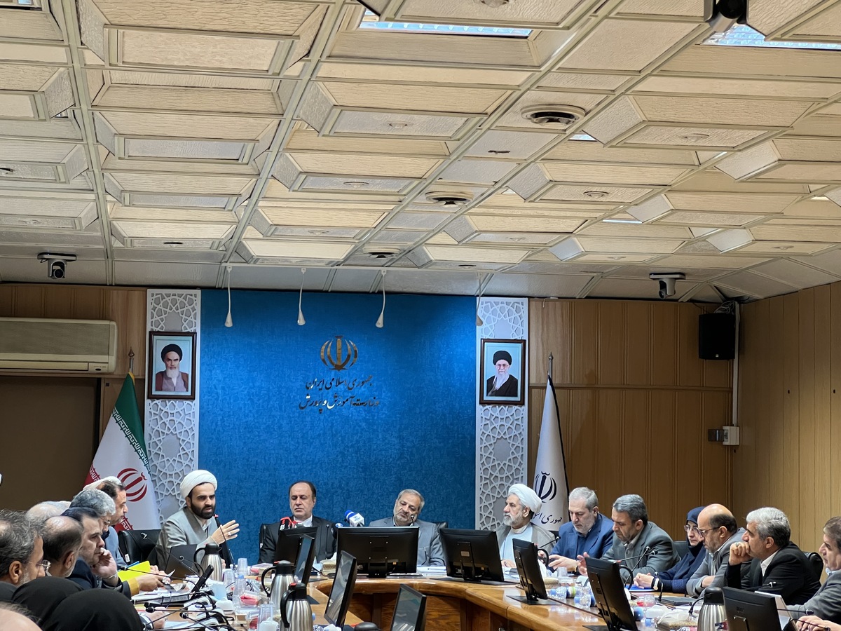 معاون پرورشی و فرهنگی وزارت آموزش و پرورش برنامههای ویژه دهه فجر را اعلام کرد