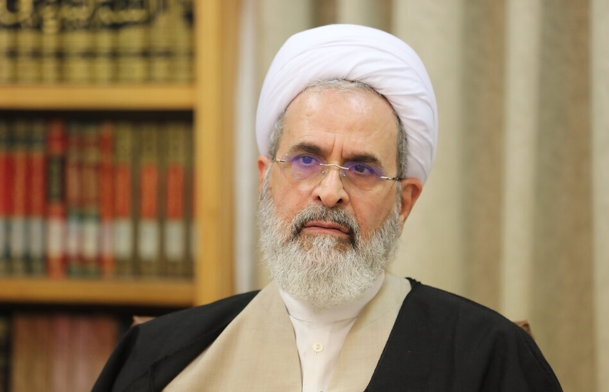 آیتالله اعرافی: همافزایی حوزه و دانشگاه، راهی برای تحول تمدنی ایران