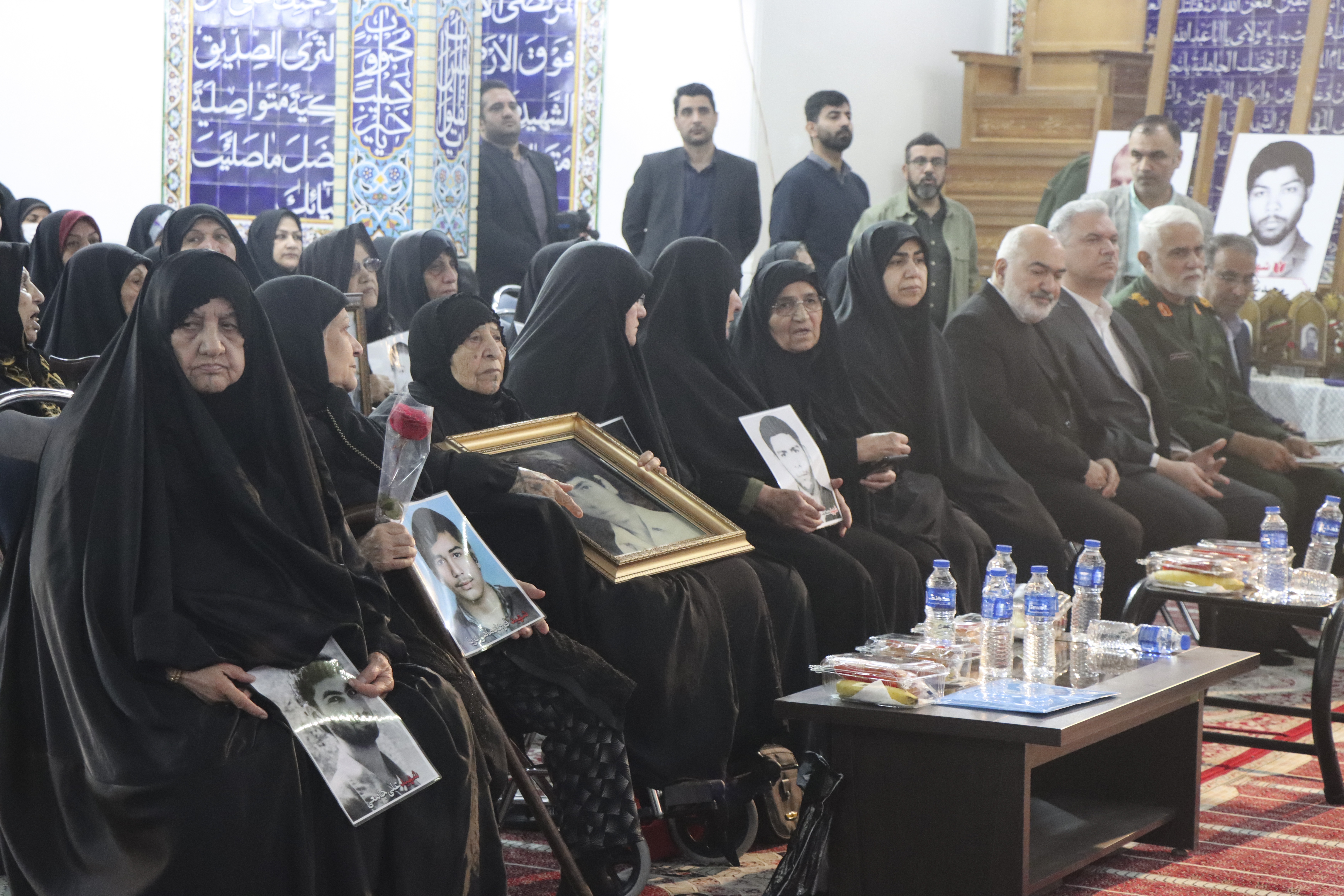 ایستادگی ملت ایران مقابل دشمنان در دوران دفاع مقدس مقطع بینظیری در تاریخ جمهوری اسلامی است ایستادگی ملت ایران مقابل دشمنان در دوران دفاع مقدس مقطع بینظیری در تاریخ جمهوری اسلامی است