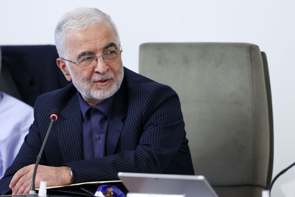 مؤمنی: دهه فجر میراث یک اتفاق کمنظیر تاریخی است