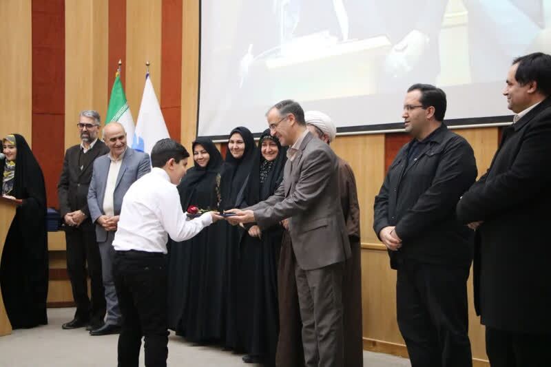 ۲۲ اثر در جشنواره سراسری عکاسی (غیردیجیتال) انتظار نهایی شد ۲۲ اثر در جشنواره سراسری عکاسی (غیردیجیتال) انتظار نهایی شد