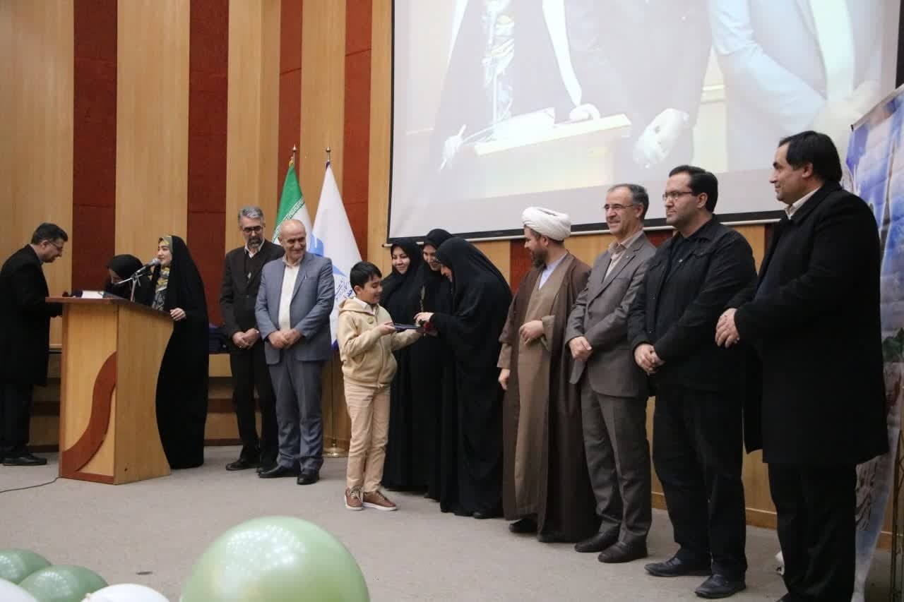 ۲۲ اثر جشنواره سراسری عکاسی «انتظار» برگزیده شدند + لیست برگزیدگان ۲۲ اثر جشنواره سراسری عکاسی «انتظار» برگزیده شدند + لیست برگزیدگان