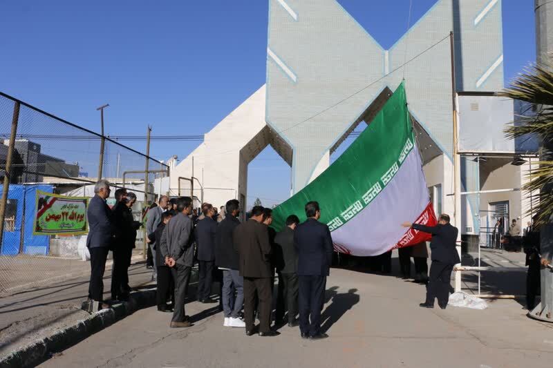 عطر یاد شهدای انقلاب اسلامی در دیار دانشگاهیان؛ دانشگاه آزاد نماد وحدت و همدلی شد عطر یاد شهدای انقلاب اسلامی در دیار دانشگاهیان؛ دانشگاه آزاد نماد وحدت و همدلی شد