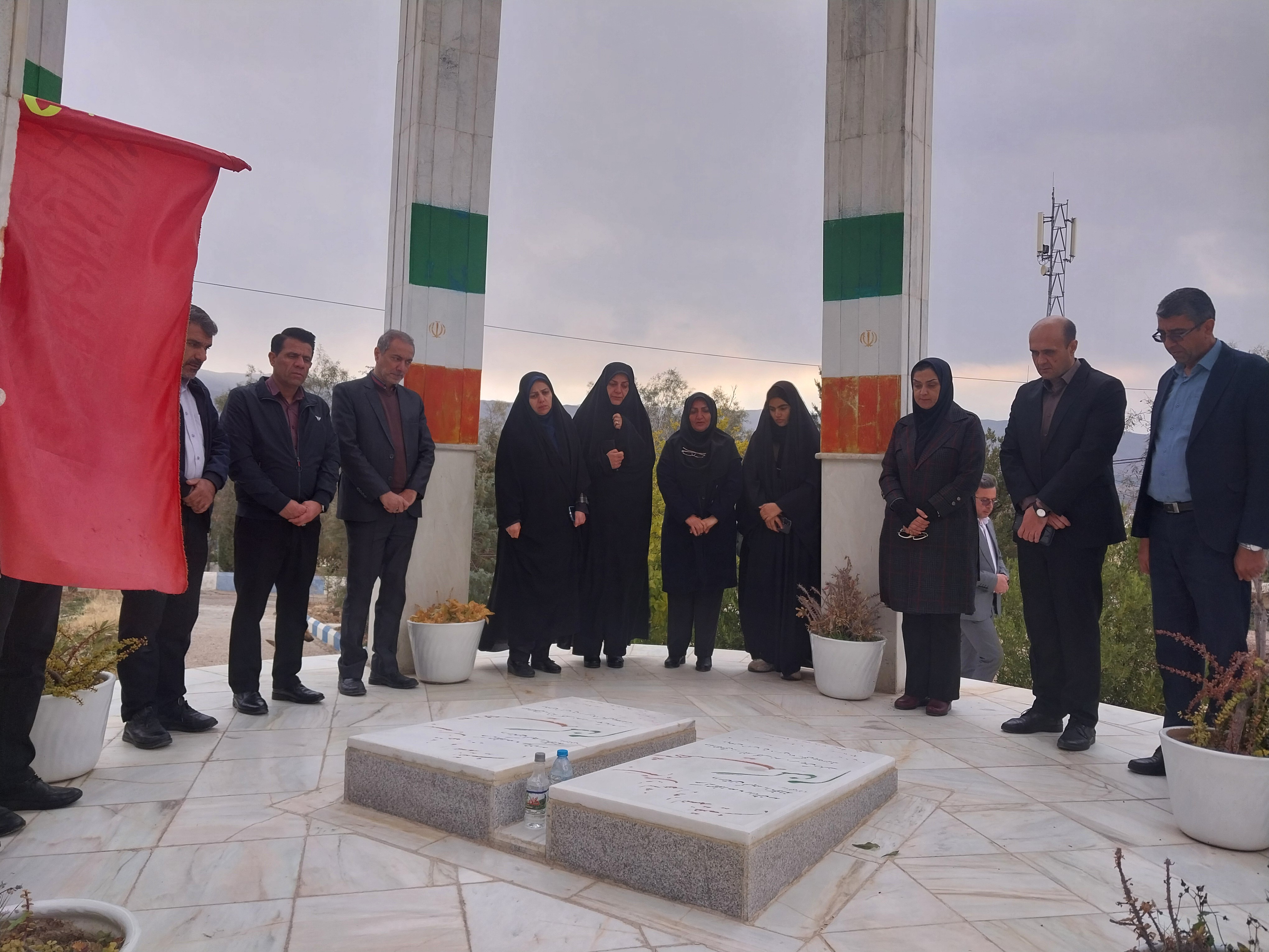 عطر یاد شهدای انقلاب اسلامی در دیار دانشگاهیان عطر یاد شهدای انقلاب اسلامی در دیار دانشگاهیان