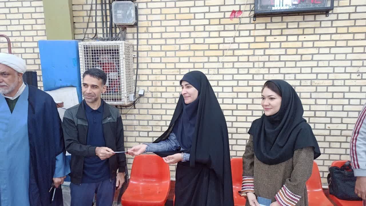 دانشگاه آزاد در مسیر ترویج علم و همبستگی ملی؛ گام به گام به سمت آیندهای روشنتر دانشگاه آزاد در مسیر ترویج علم و همبستگی ملی؛ گام به گام به سمت آیندهای روشنتر