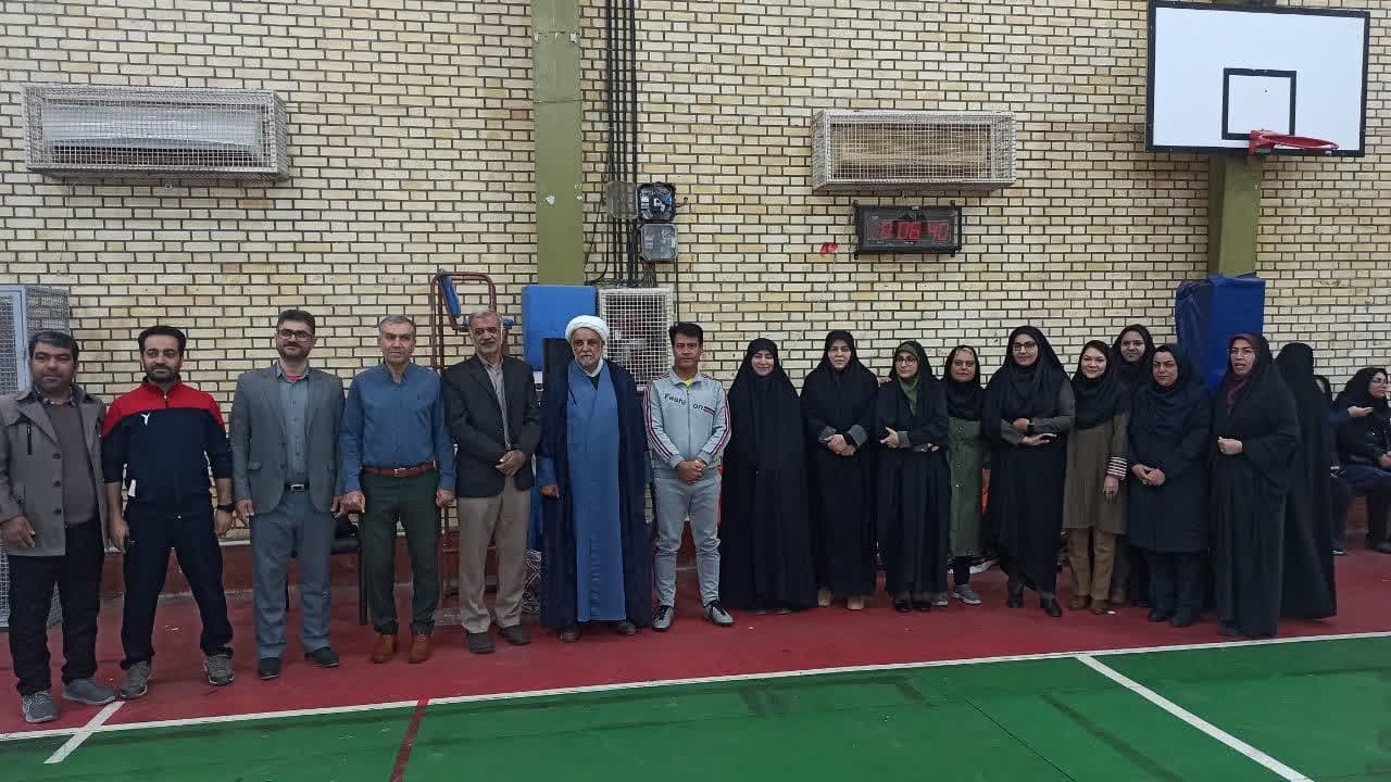 دانشگاه آزاد در مسیر ترویج علم و همبستگی ملی؛ گام به گام به سمت آیندهای روشنتر دانشگاه آزاد در مسیر ترویج علم و همبستگی ملی؛ گام به گام به سمت آیندهای روشنتر