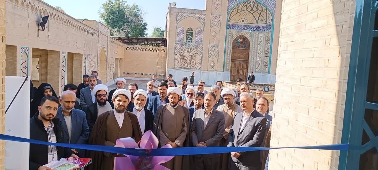 انقلاب اسلامی الگوی خودکفایی علمی در جهان انقلاب اسلامی الگوی خودکفایی علمی در جهان