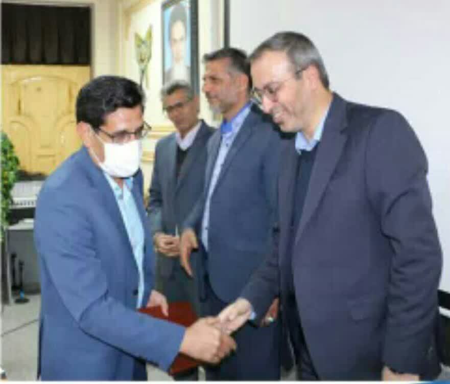 دلجویی دانشگاهیان زاهدان از ۲ خانواده شهید دلجویی دانشگاهیان زاهدان از ۲ خانواده شهید