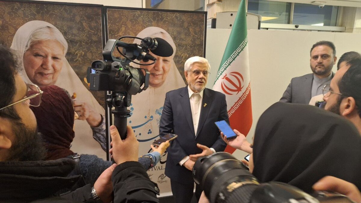 عارف: مسائل مربوط به جامعه هنری را در حد توان دولت در اولویت قرار میدهیم