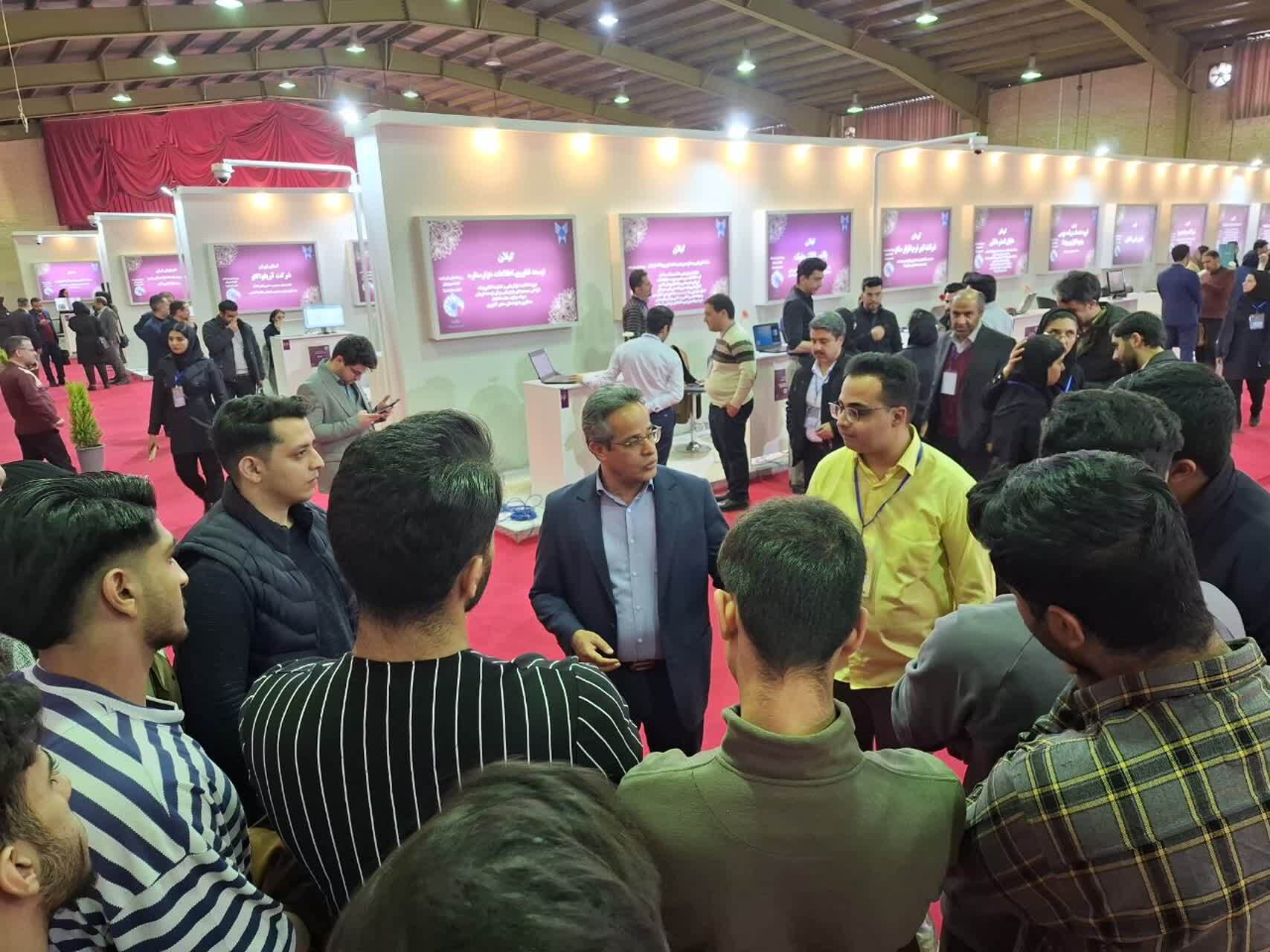 حضور برجسته ۴ شرکت فناور در نمایشگاه ملی عصر امید با محور هوش مصنوعی حضور برجسته ۴ شرکت فناور در نمایشگاه ملی عصر امید با محور هوش مصنوعی