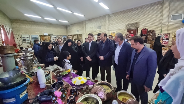 انعقاد تفاهمنامه همکاری واحد رودهن و پارک علم و فناوری دانشگاه امام حسین(ع) انعقاد تفاهمنامه همکاری واحد رودهن و پارک علم و فناوری دانشگاه امام حسین(ع)