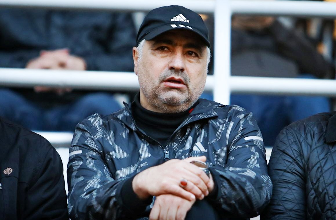 از شعارهای تند تماشاگران استقلال از شعارهای تند تماشاگران استقلال