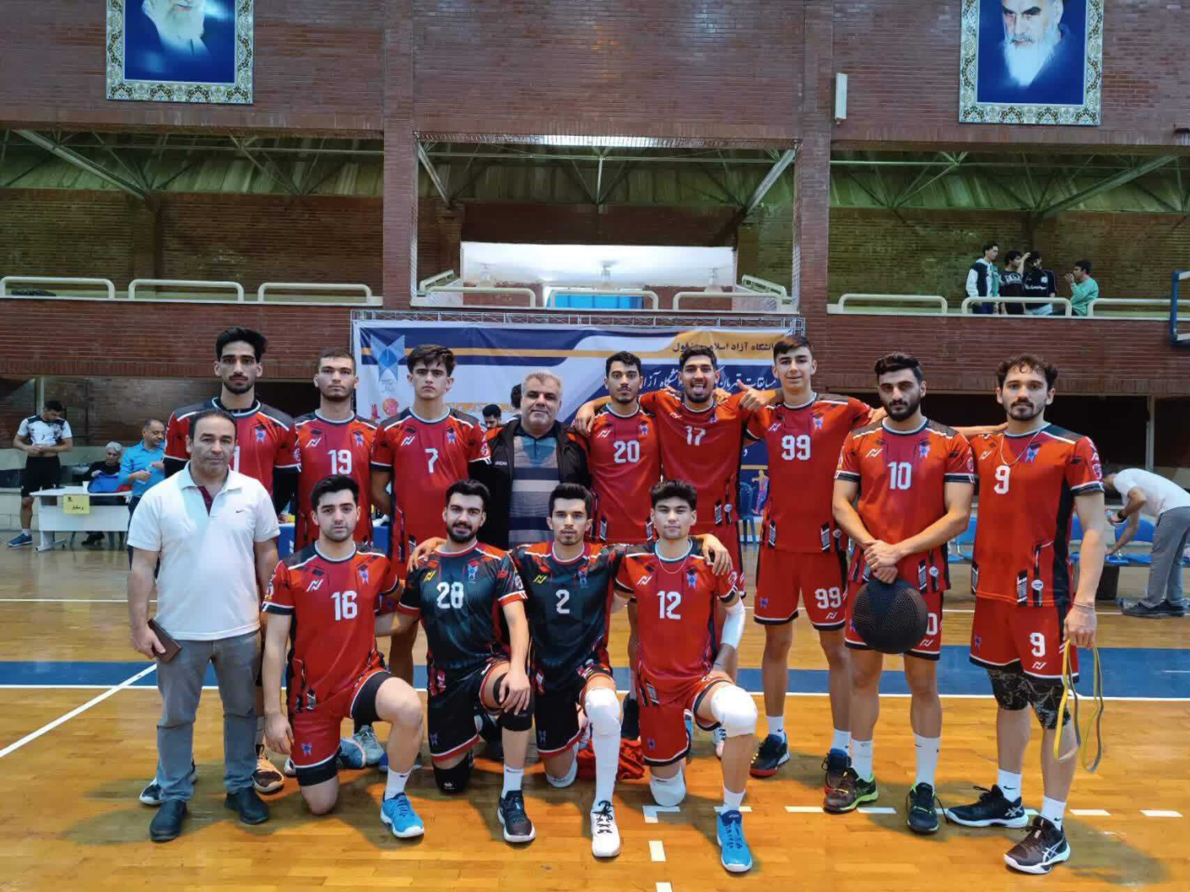 فینالیستهای مسابقات والیبال دانشجویان دانشگاه آزاد مشخص شدند فینالیستهای مسابقات والیبال دانشجویان دانشگاه آزاد مشخص شدند