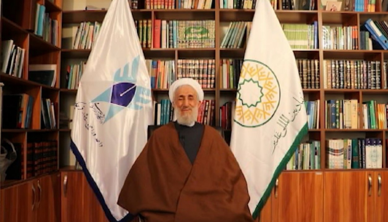 جشنواره «دلنوشتهای برای امام زمان(عج)» با بیش از هزار اثر ادبی به خط پایان رسید جشنواره «دلنوشتهای برای امام زمان(عج)» با بیش از هزار اثر ادبی به خط پایان رسید