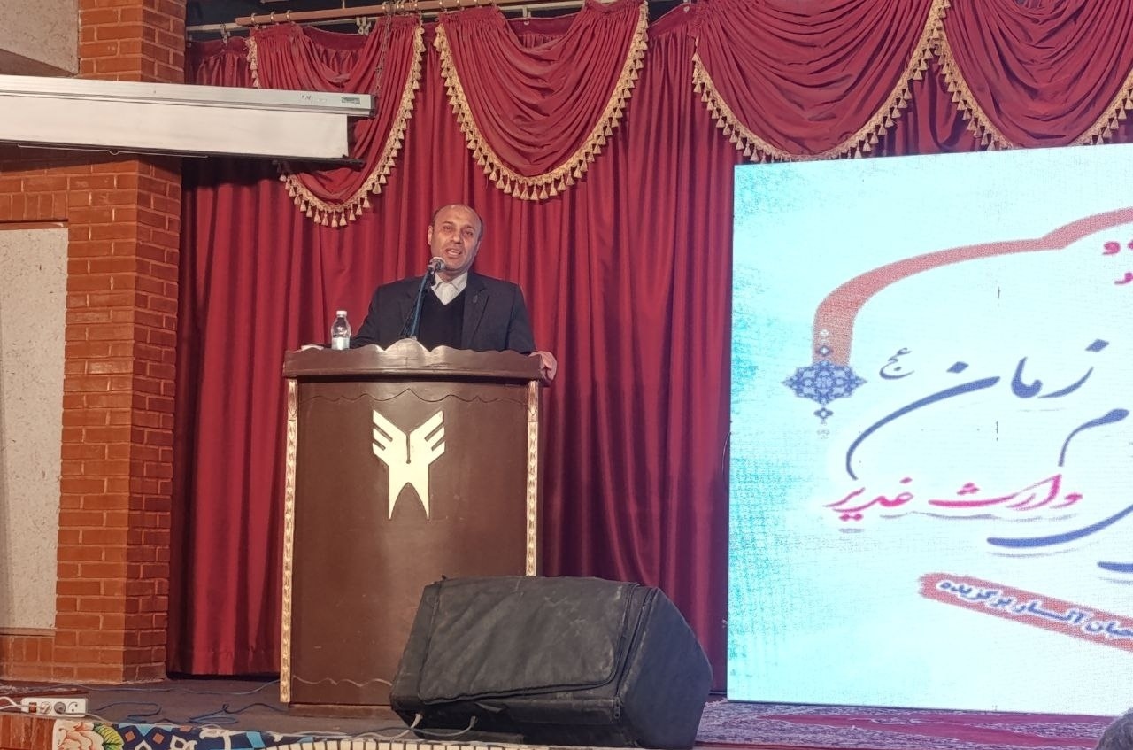 جشنواره «دلنوشتهای برای امام زمان(عج)» با بیش از هزار اثر ادبی به خط پایان رسید جشنواره «دلنوشتهای برای امام زمان(عج)» با بیش از هزار اثر ادبی به خط پایان رسید