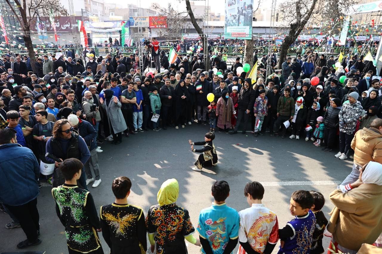 حضور گسترده جامعه ورزش در راهپیمایی ۲۲ بهمن+تصاویر حضور گسترده جامعه ورزش در راهپیمایی ۲۲ بهمن+تصاویر