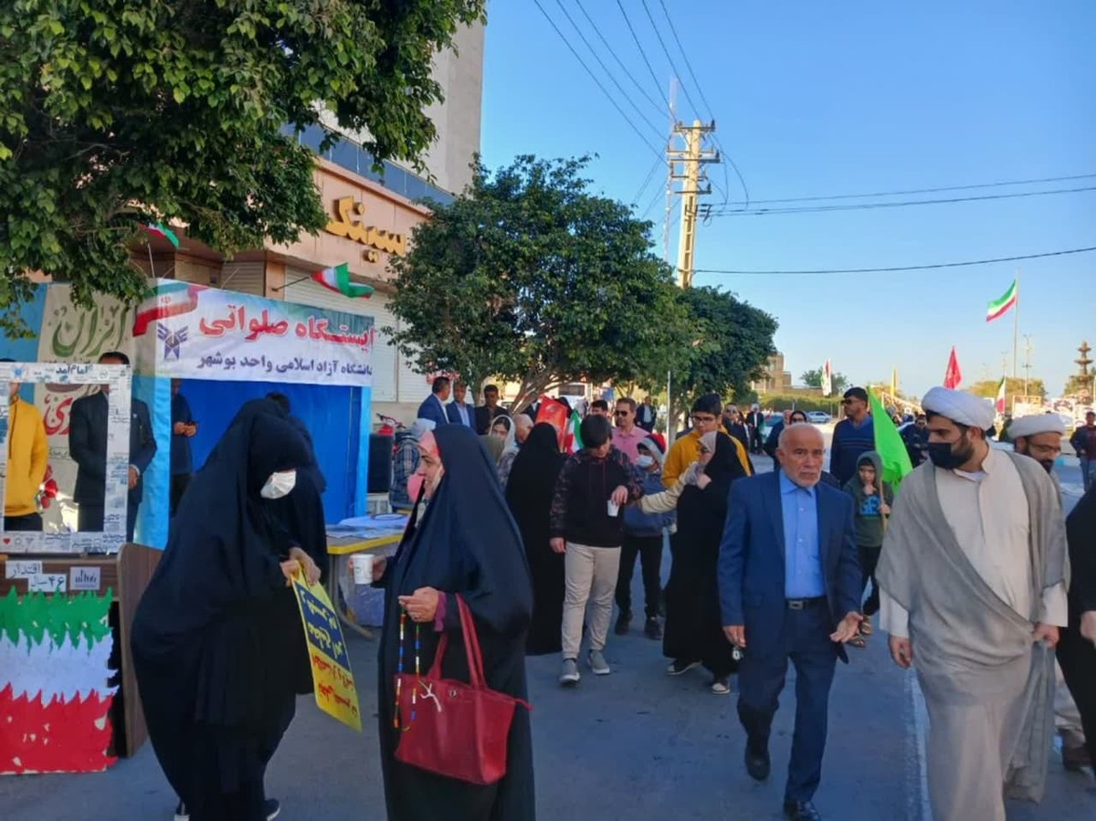 بوشهر قلب ایران در 22 بهمن؛ جمعیت میلیونی فریاد همبستگی سر دادند