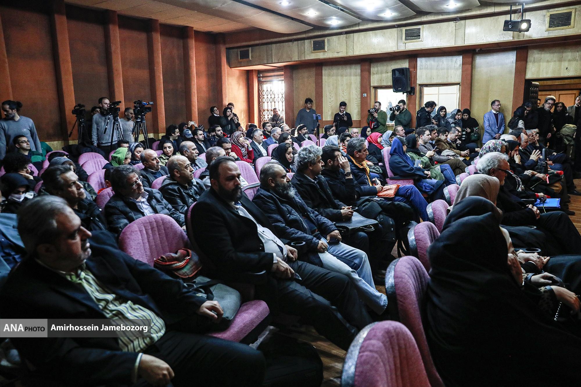 زنگ افتتاح جشنواره موسیقی فجر نواخته شد/تقاضای یک پیشکسوت موسیقی برای تأسیس انجمن آهنگسازان و نوازندگان جوان