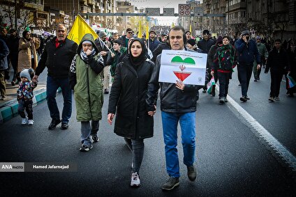 راهپیمایی یوم الله ۲۲ بهمن در تهران-2