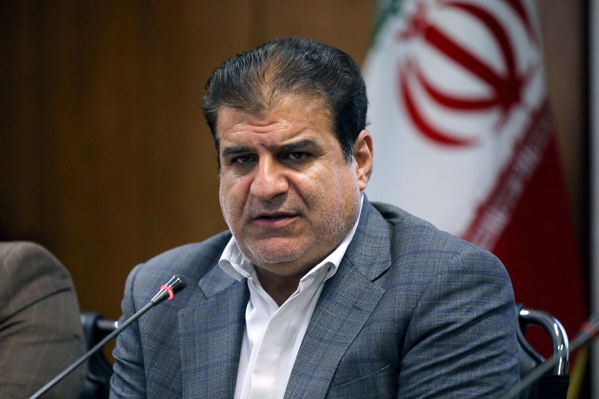فولادوند: آموزش و پرورش نباید بنگاه سیاسی شود